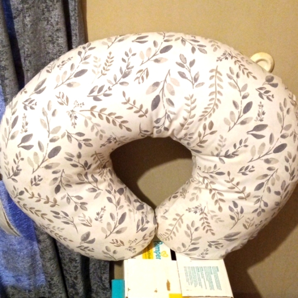 Baby support pillow